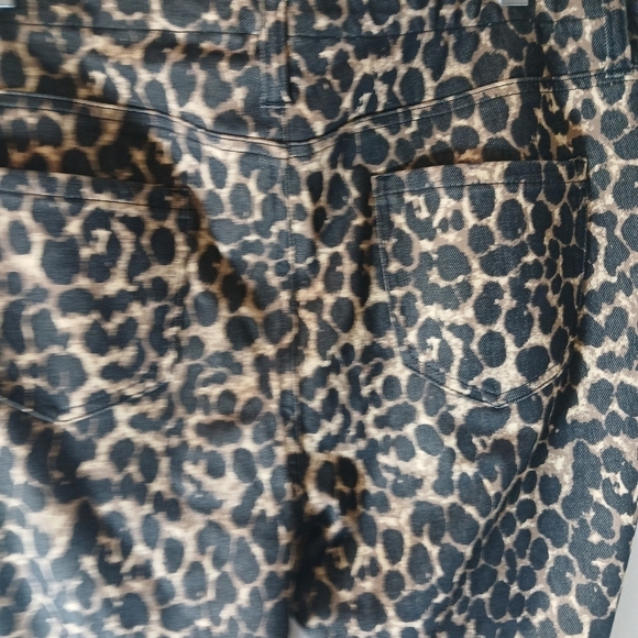 (#300) Women's Faded Glory Leopard Print Leggings Size 16-18 (XL) - Picture 8 of 9